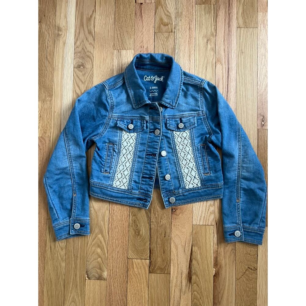 Cat & Jack Crochet Panel Cropped Stretch Blue Denim Jean Jacket Spring (size 6)